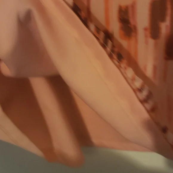 Pink Dressy top with pink studs at shoulder - Picture 6 of 6